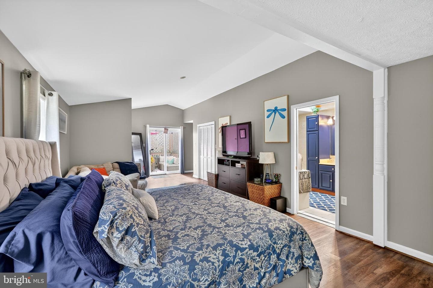2103 Gibbons Court photo 21