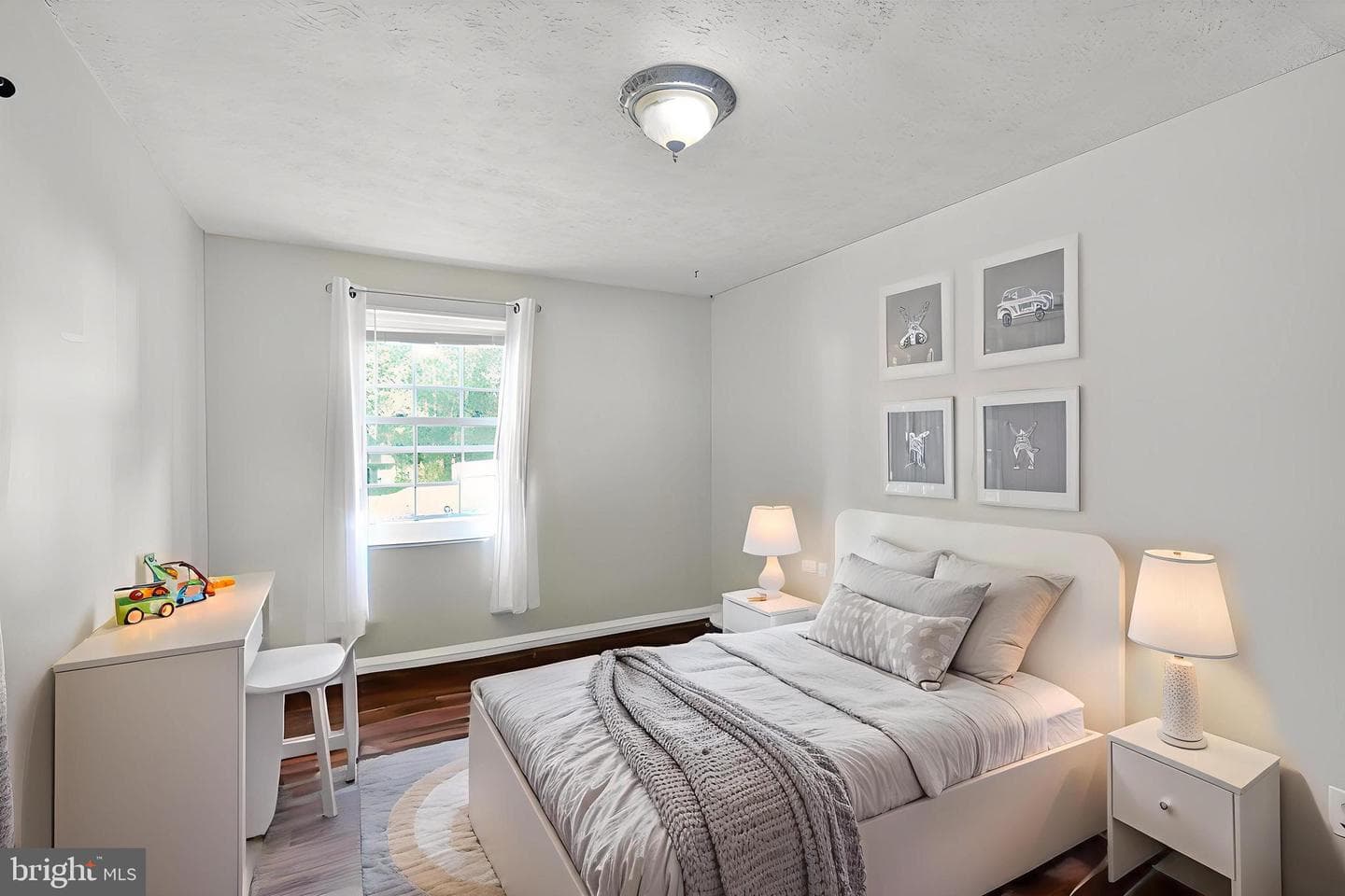 2103 Gibbons Court photo 27