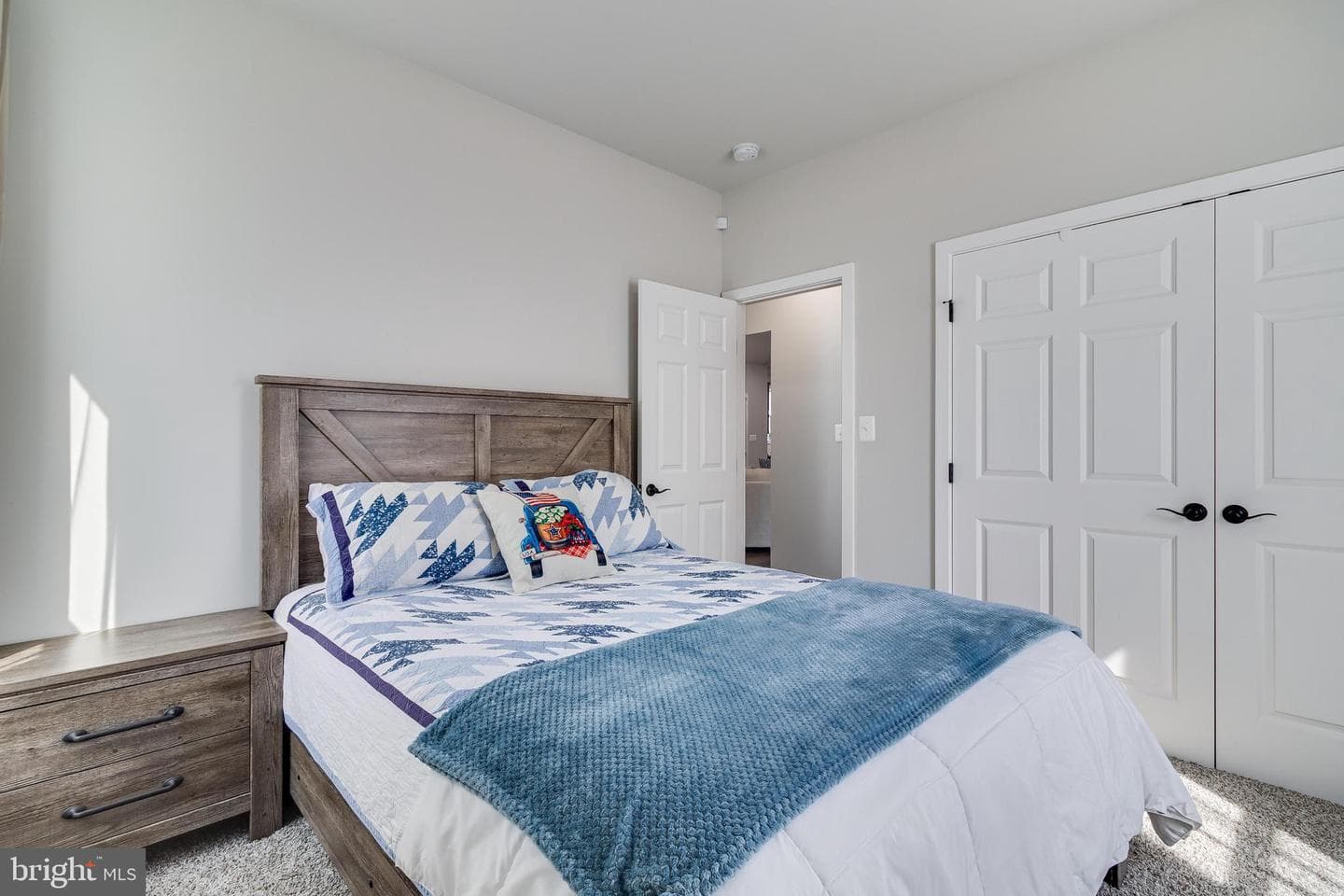 4025 Tamaron Court photo 27