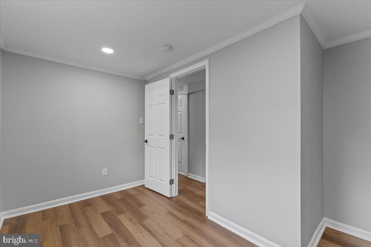 9419 Fendall Lane photo 32
