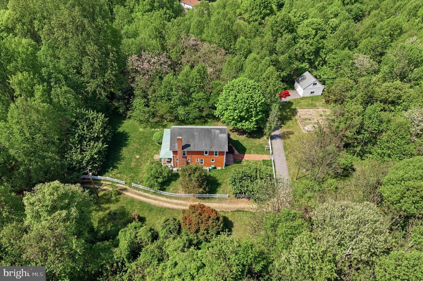 19 Walnut Hill Road photo 44