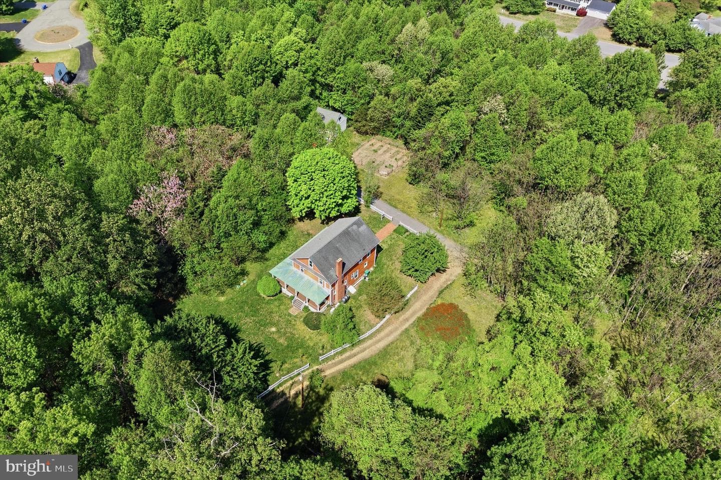 19 Walnut Hill Road photo 60