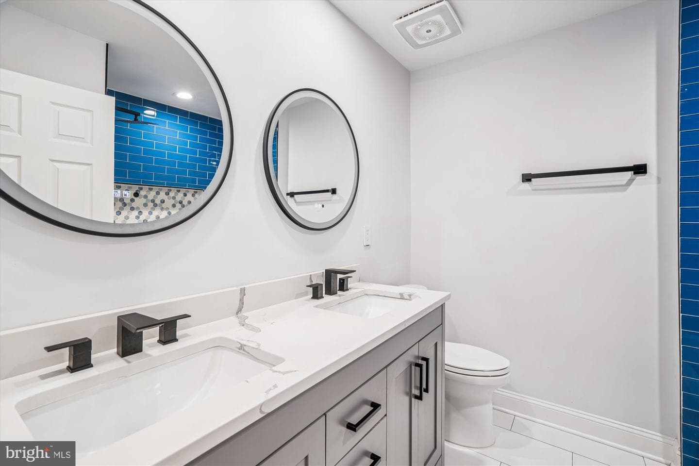 9785 Leighland Court photo 46