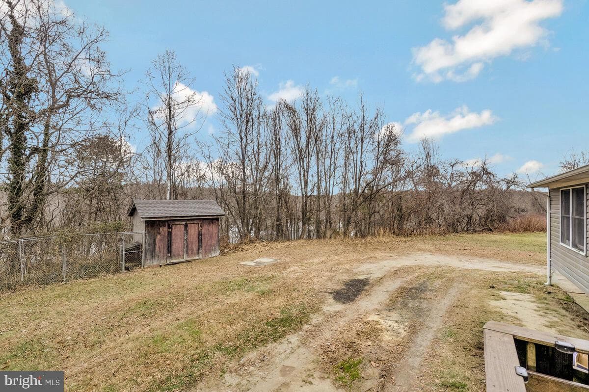 7266 Strawberry Place photo 29