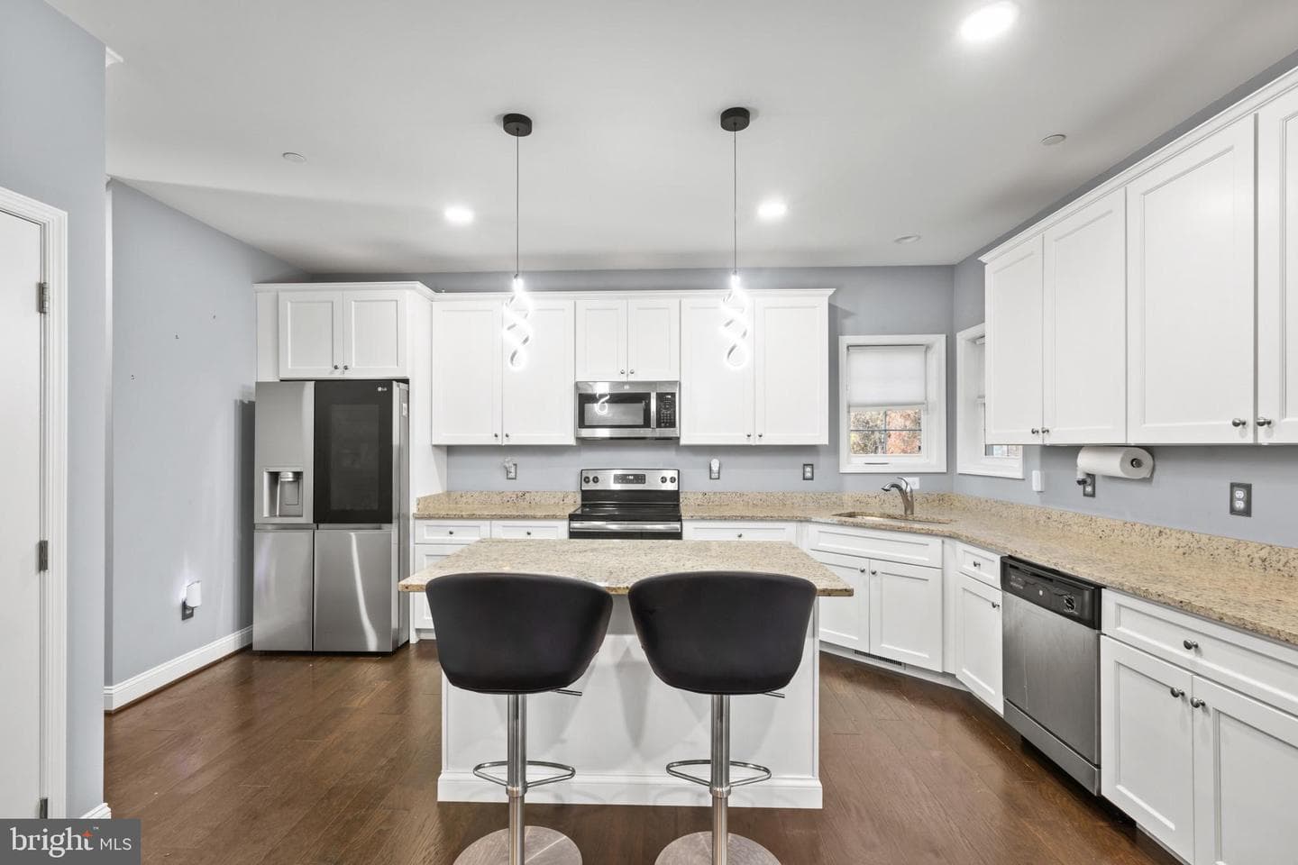 15935 Brackenburn Court photo 4
