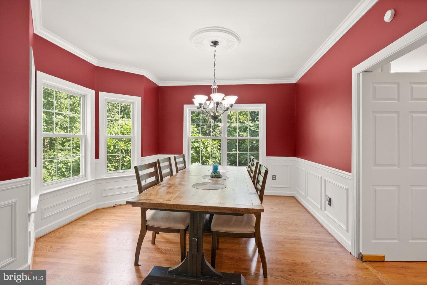 6734 Newcastle Court photo 9