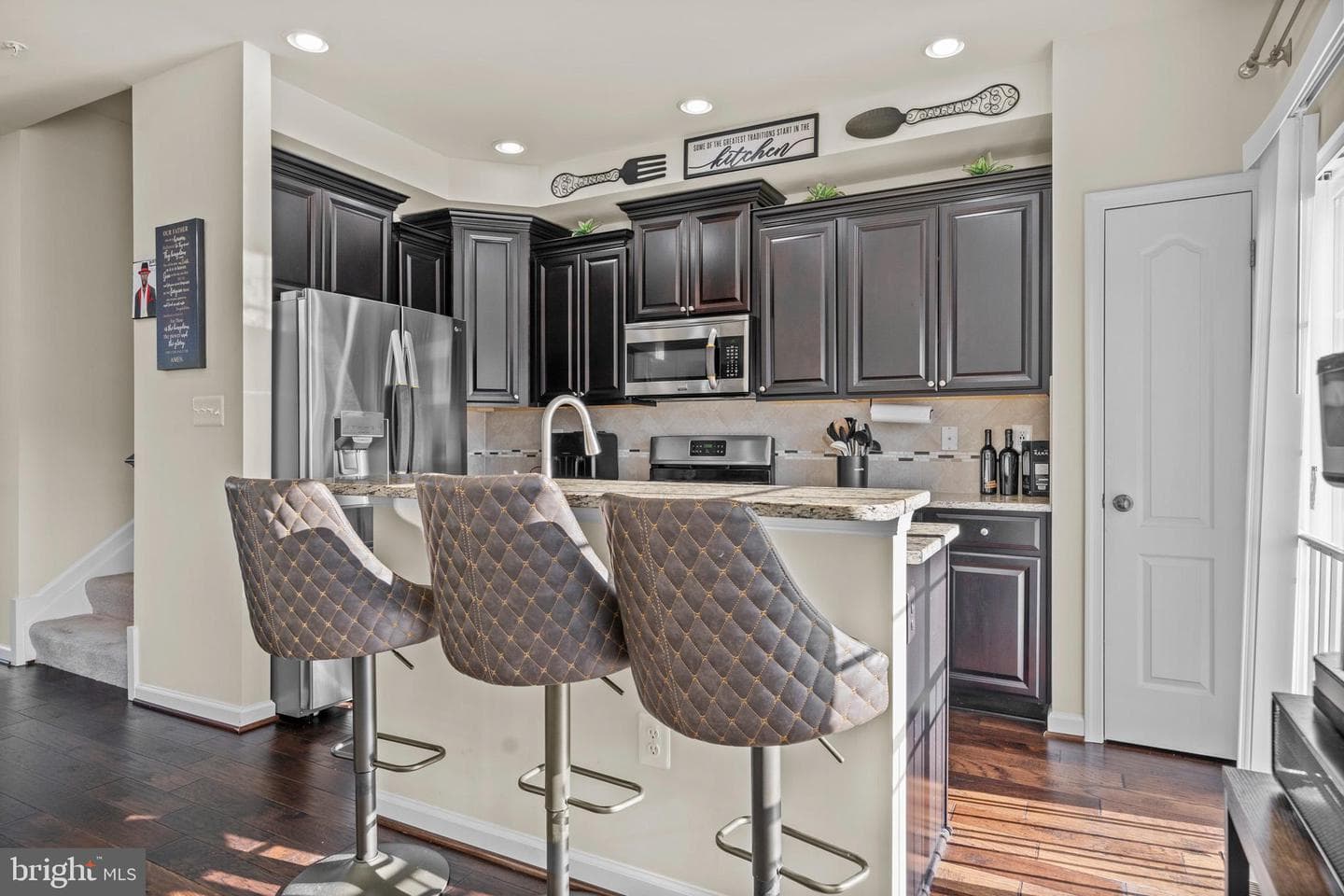 5335 Tweeddale Place photo 13