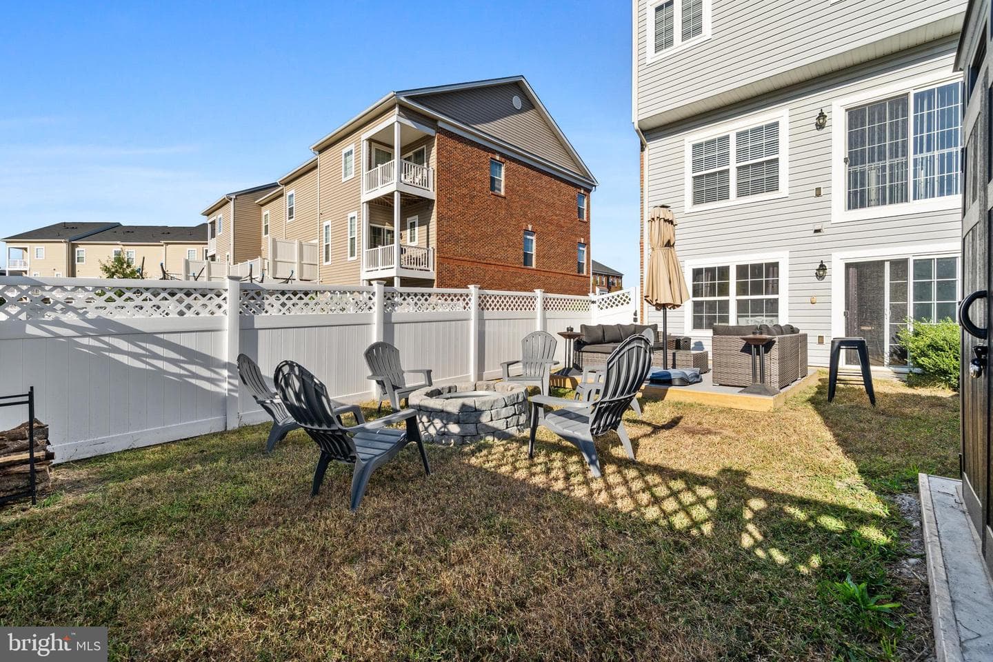 5335 Tweeddale Place photo 9