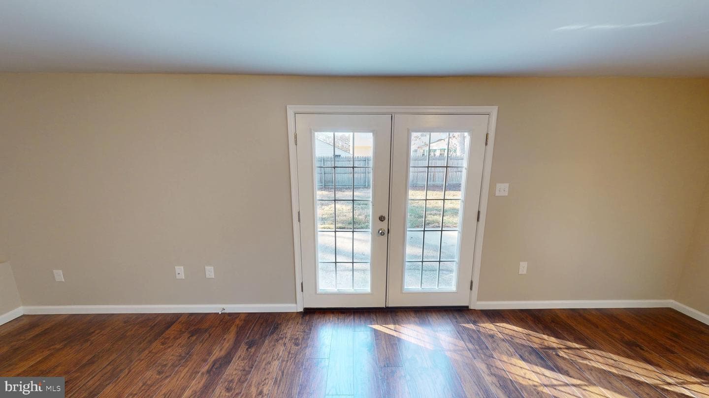 5014 Nicholas Road photo 34