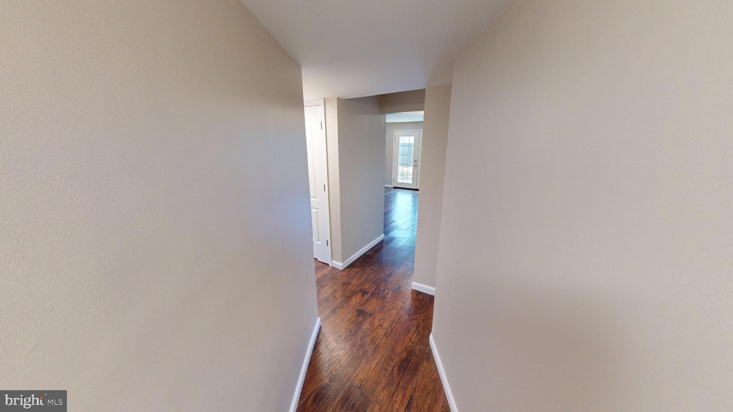 5014 Nicholas Road photo 52