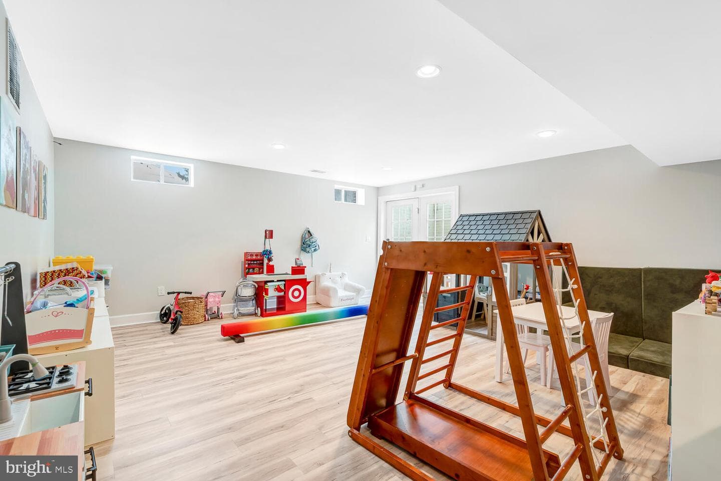 8749 Bancroft Drive photo 65