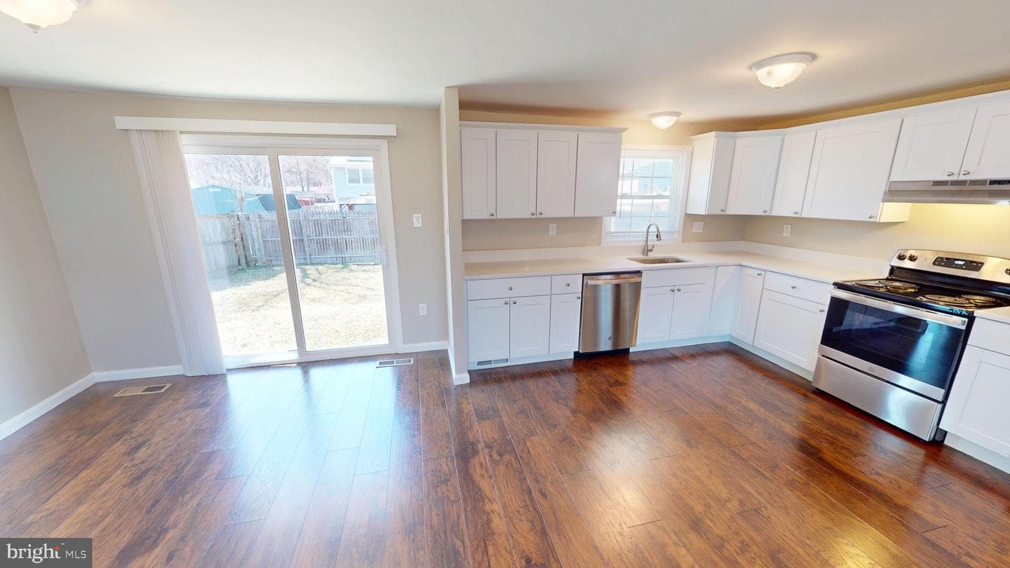 1616 Debra Drive photo 13