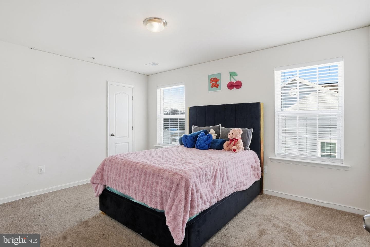 2907 Galahad Court photo 25