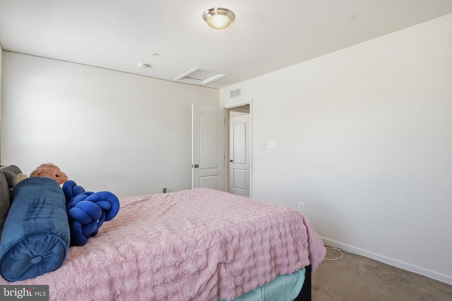 2907 Galahad Court photo 26