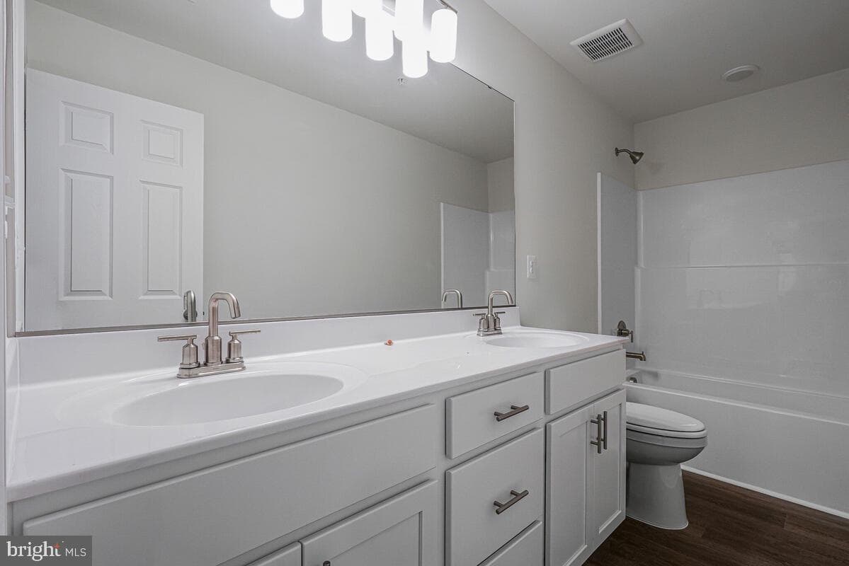 6649 Brooky Place photo 19