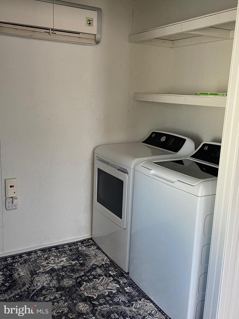 82 Circle Avenue photo 10