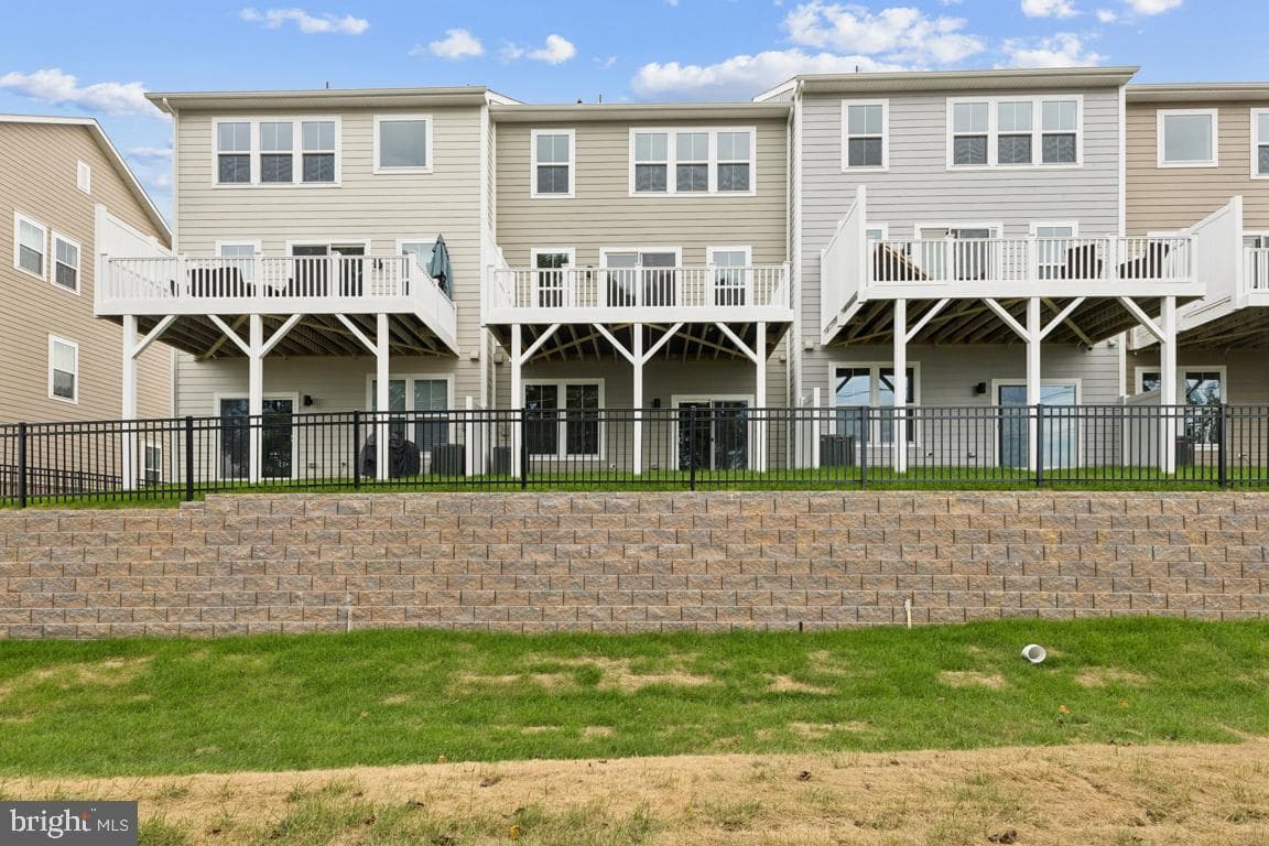 9648 Killenney Place photo 25