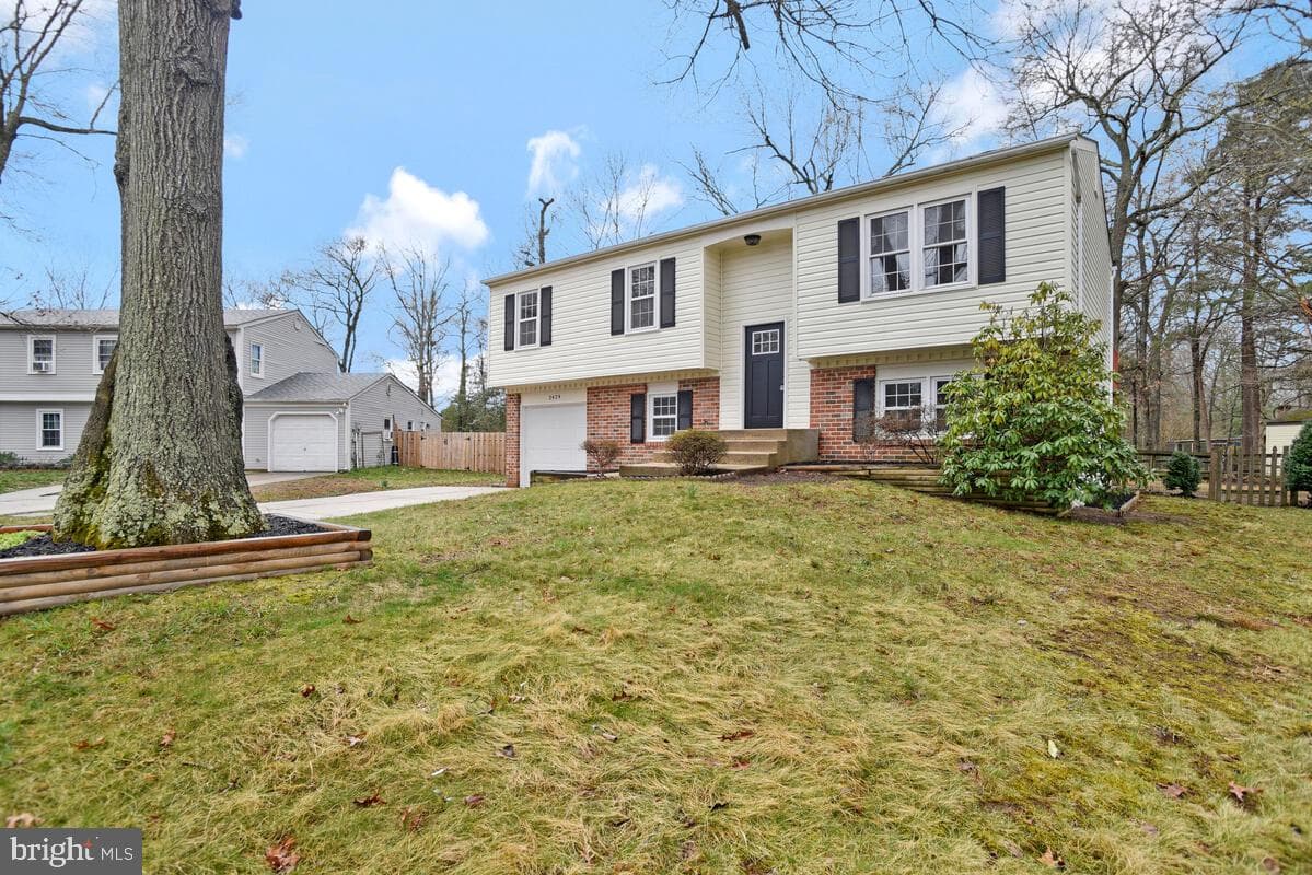 2424 Pear Tree Court photo 6