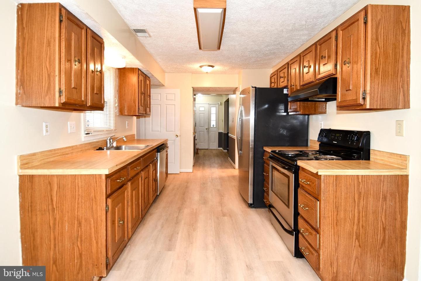 6724 Dolphin Court photo 10