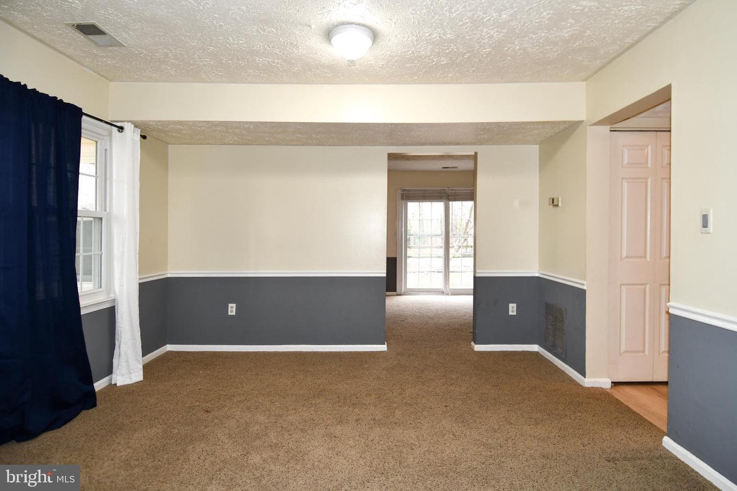6724 Dolphin Court photo 17