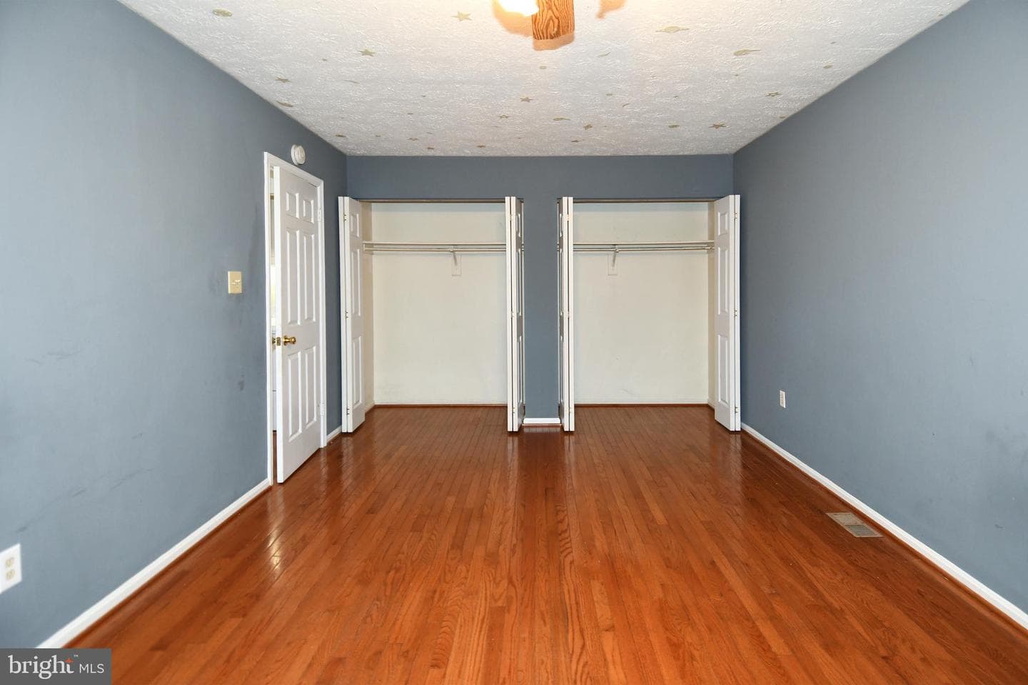 6724 Dolphin Court photo 26