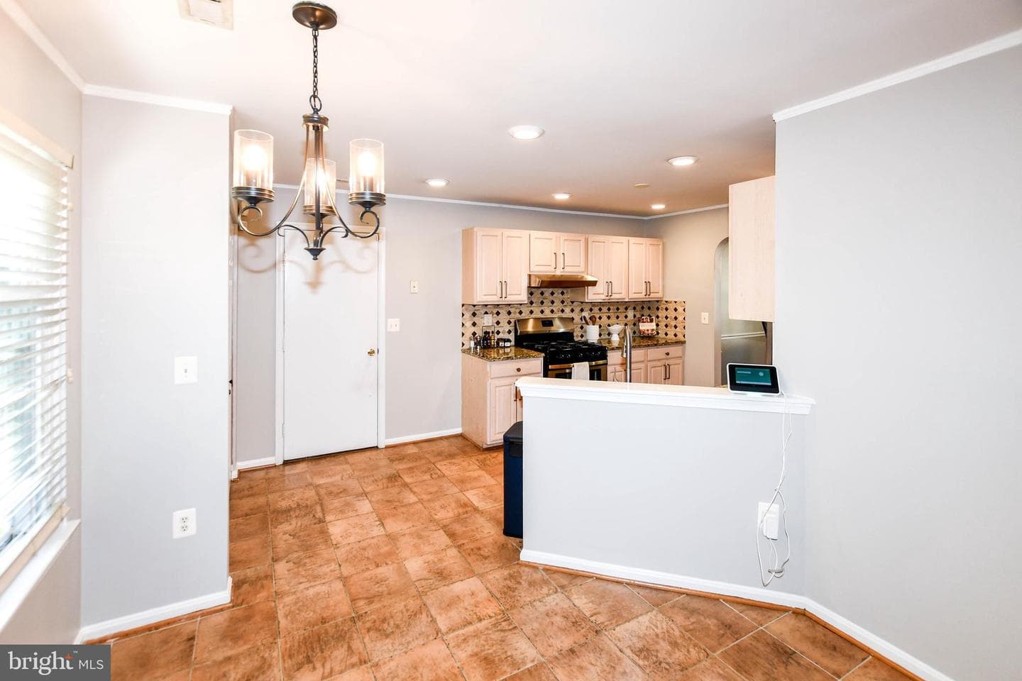 2424 Vidalia Court photo 12
