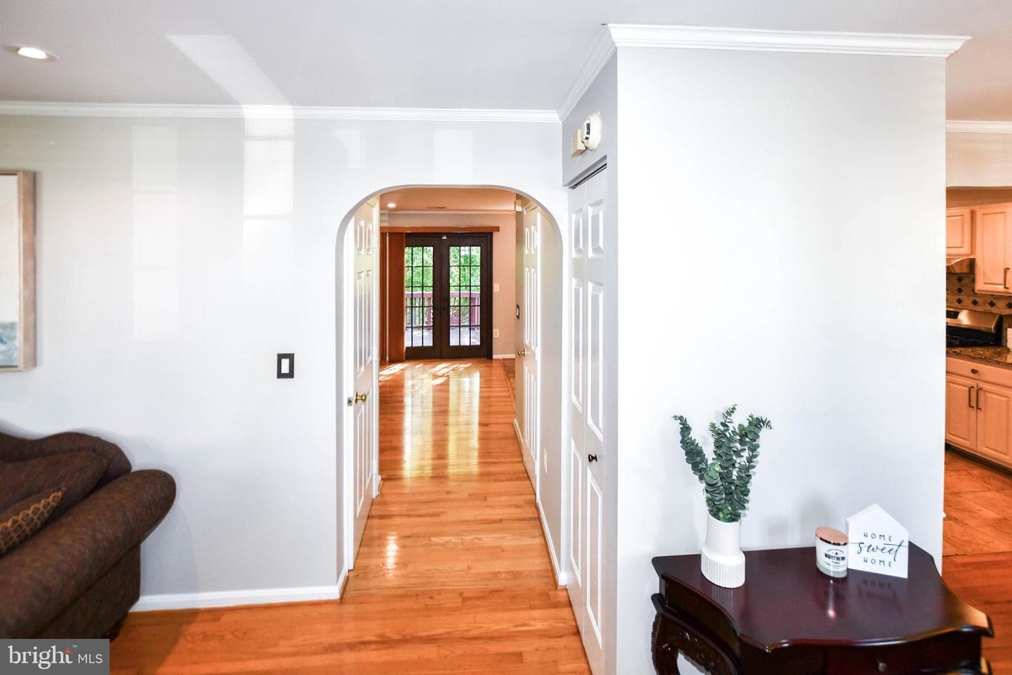 2424 Vidalia Court photo 3