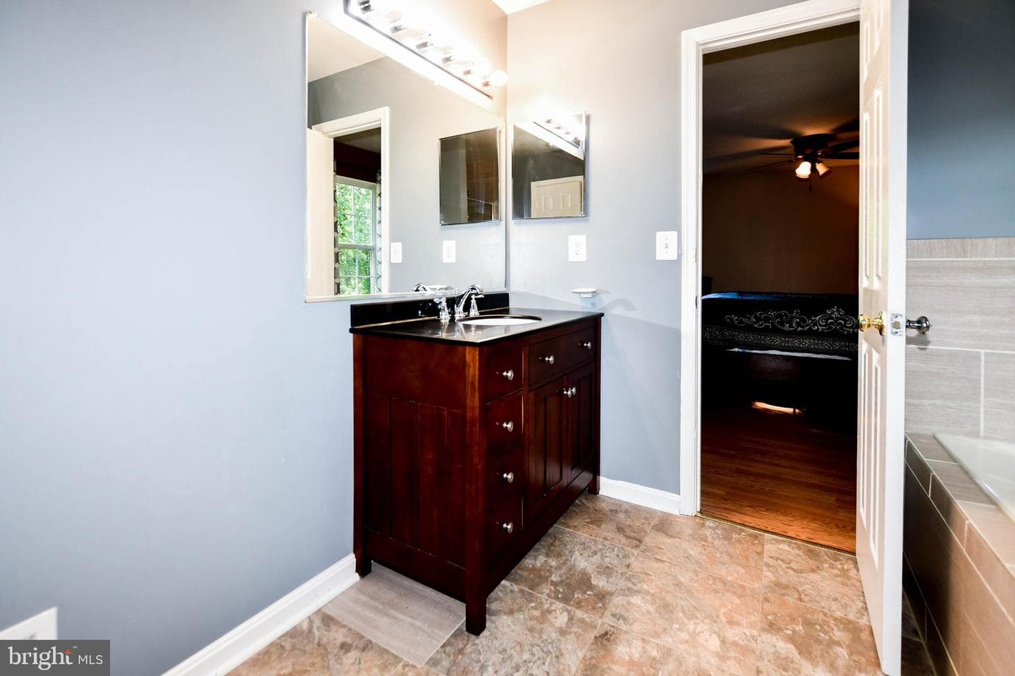 2424 Vidalia Court photo 30