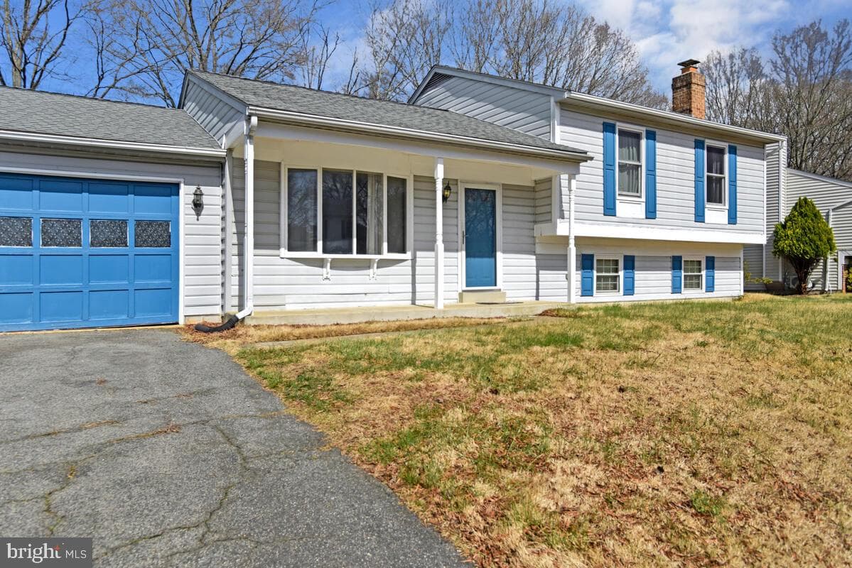 2414 Shade Oak Court photo 3