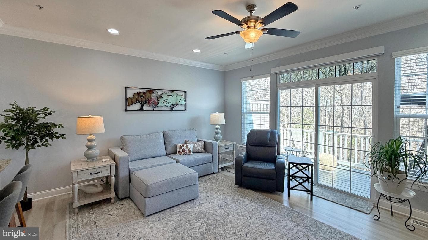 30 Steeplechase Drive photo 3