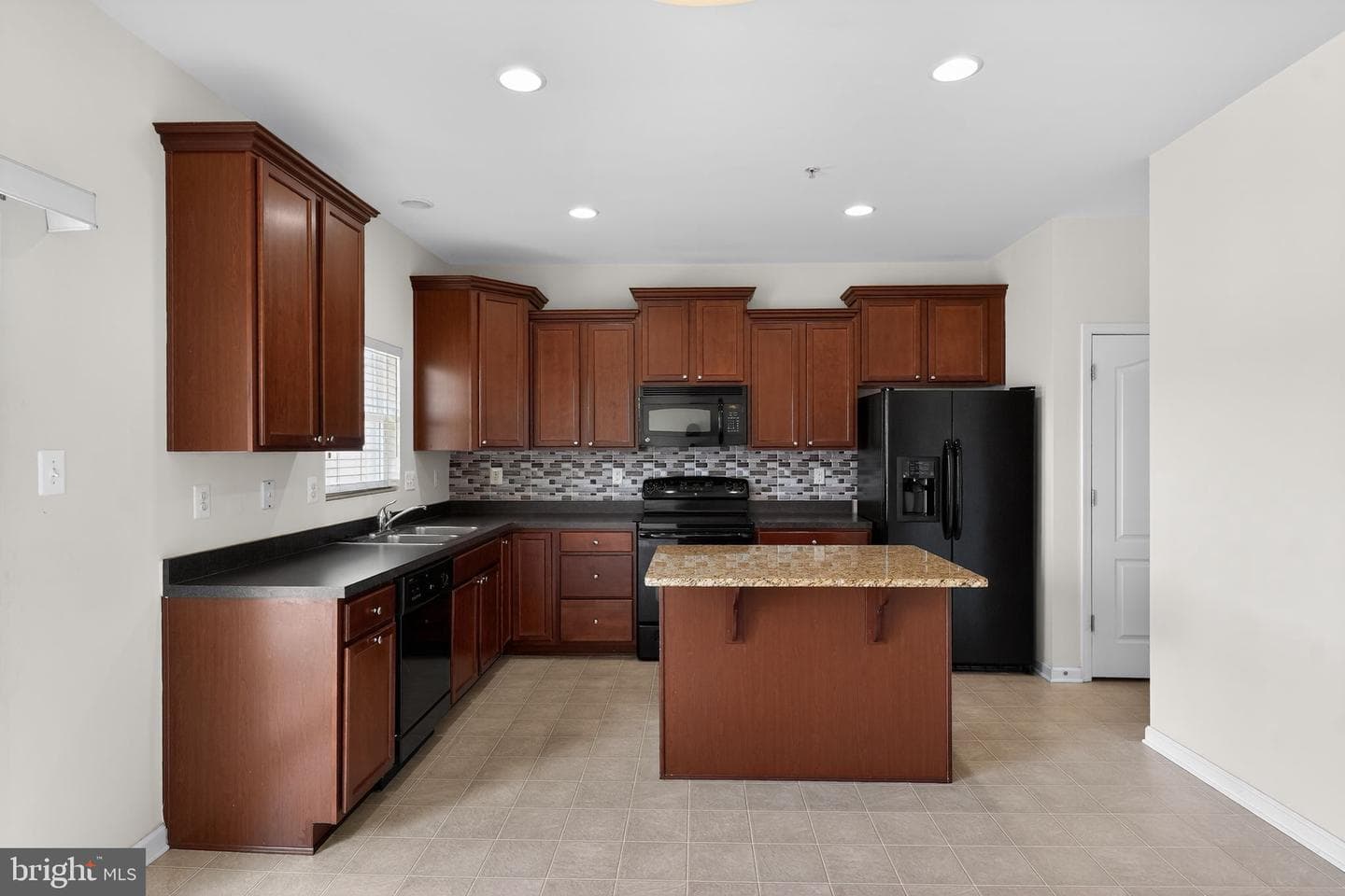 11831 Sunset Ridge Place photo 5