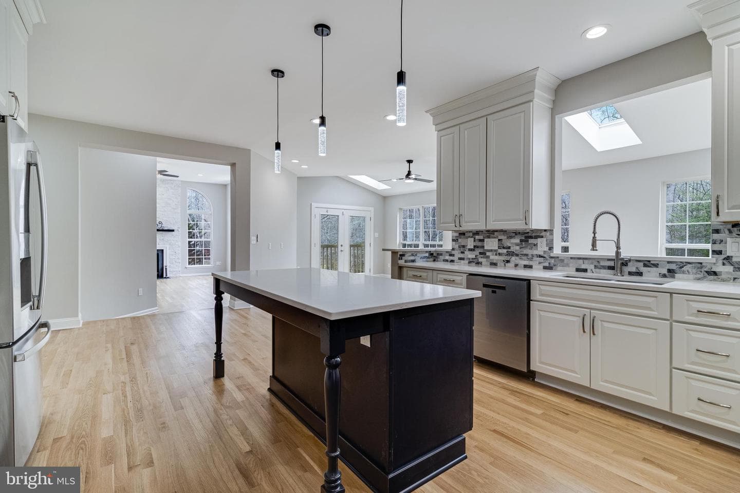 7910 Dartmoor Place photo 4
