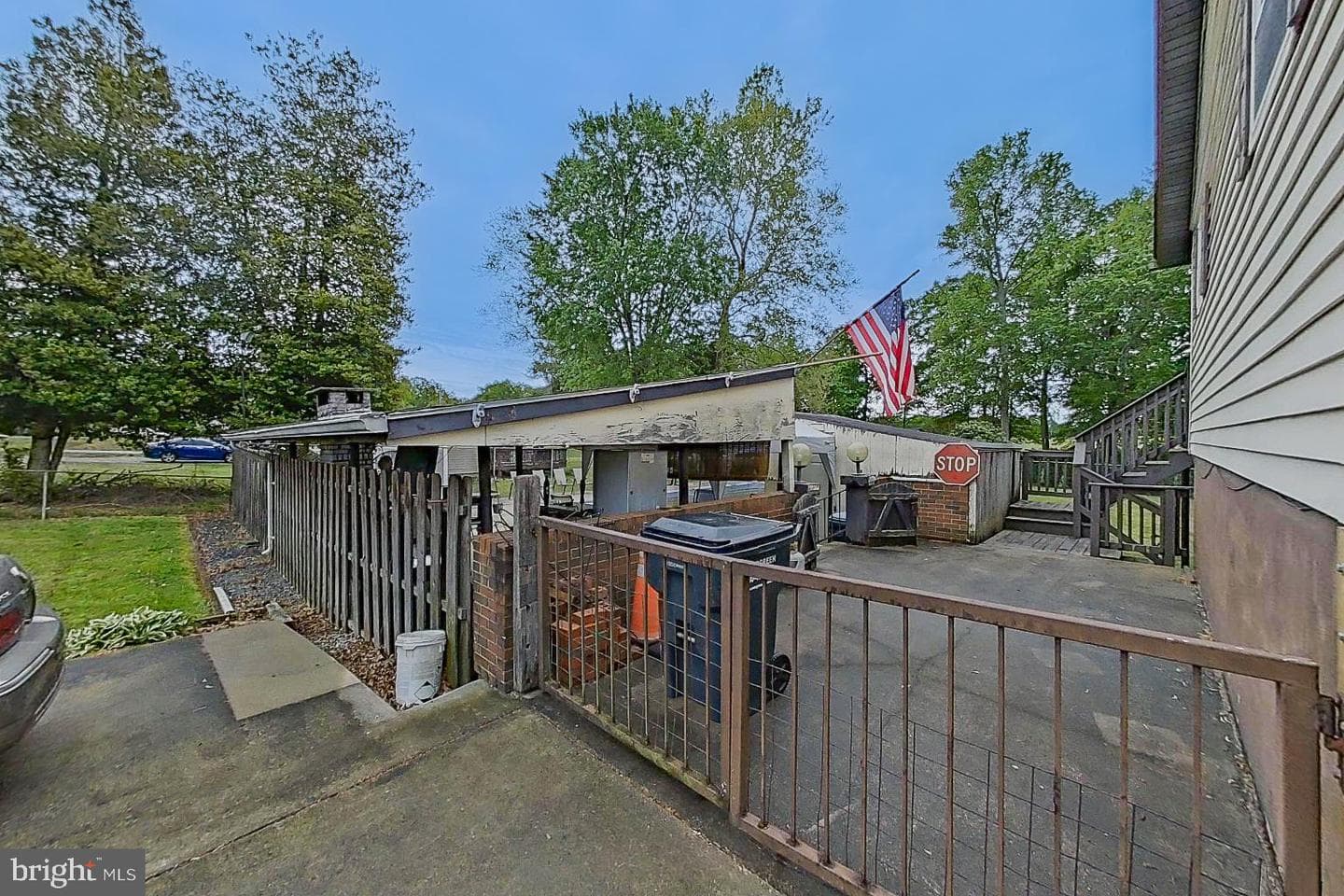 10205 Ford Terrace photo 7
