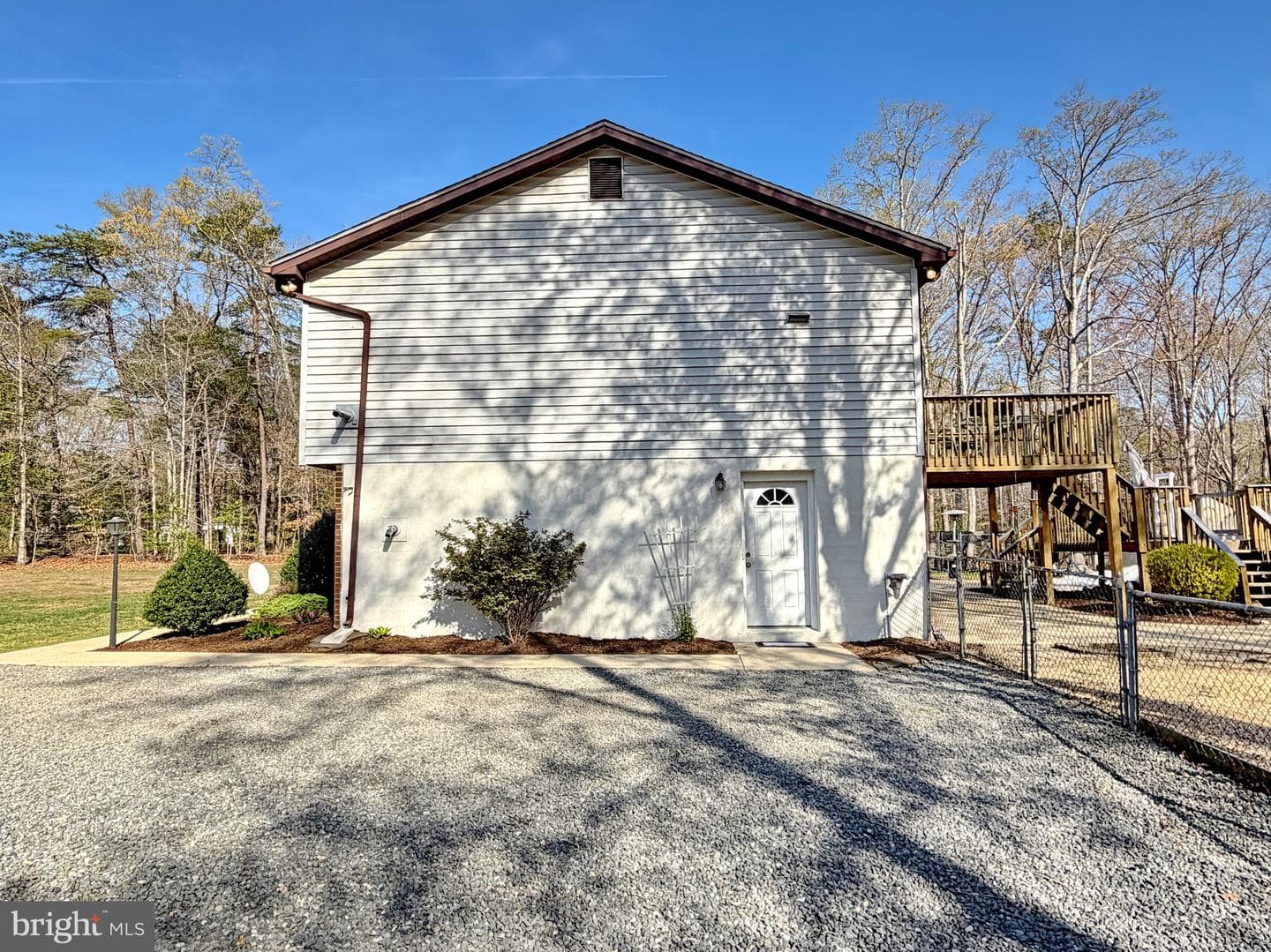 9486 Canary Drive photo 9