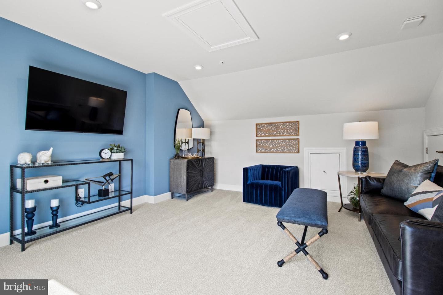 6872 Torchlight Place photo 17