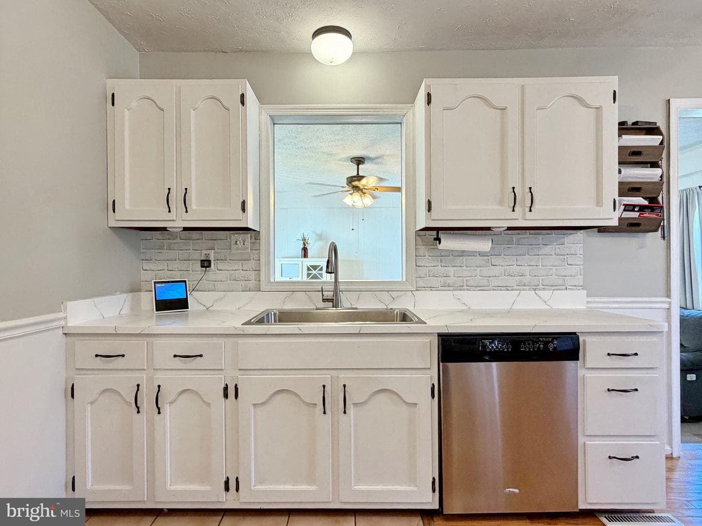 10322 Charles Street photo 14