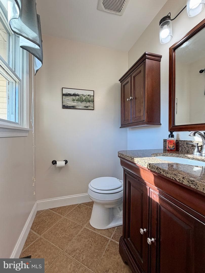 10322 Charles Street photo 36