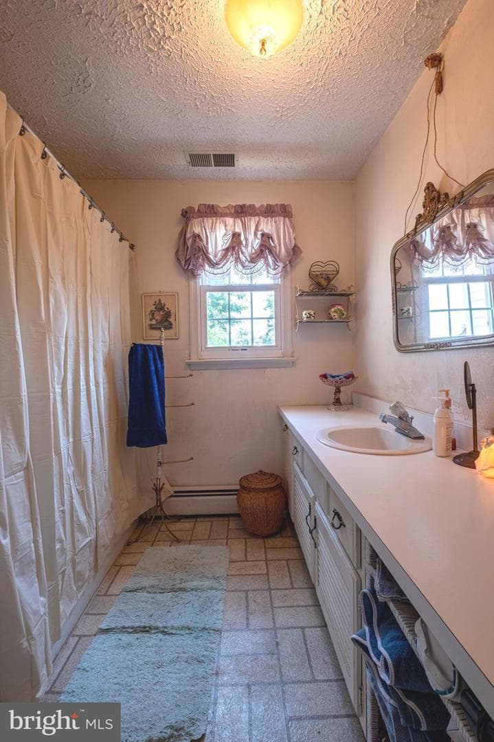13922 River Road photo 24
