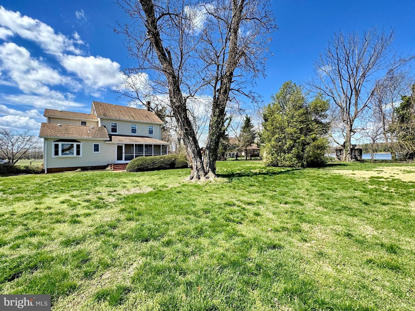 13922 River Road photo 50
