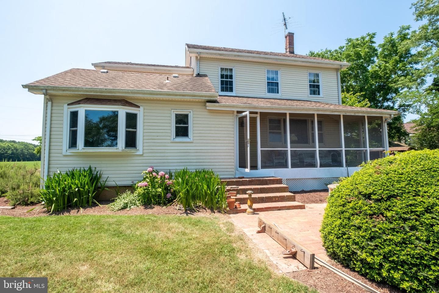 13922 River Road photo 6