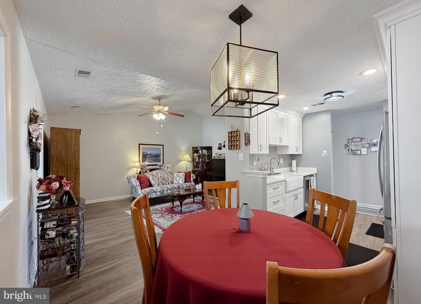 2299 Vine Hill Court photo 10