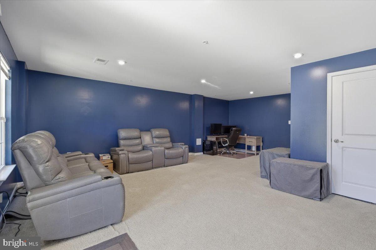 5593 Barnstormers Lane photo 8