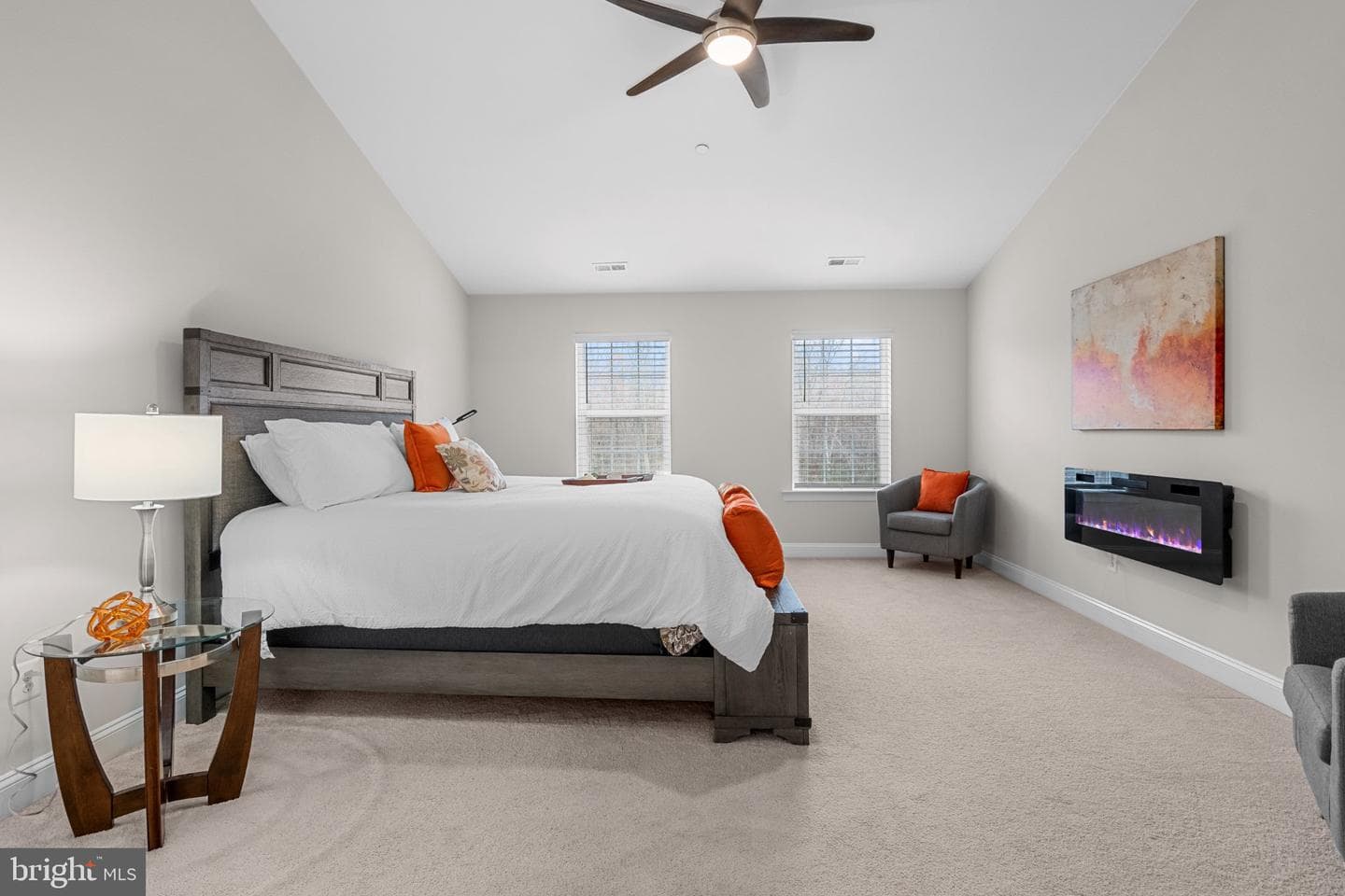 4554 Coachmans Path Court photo 18