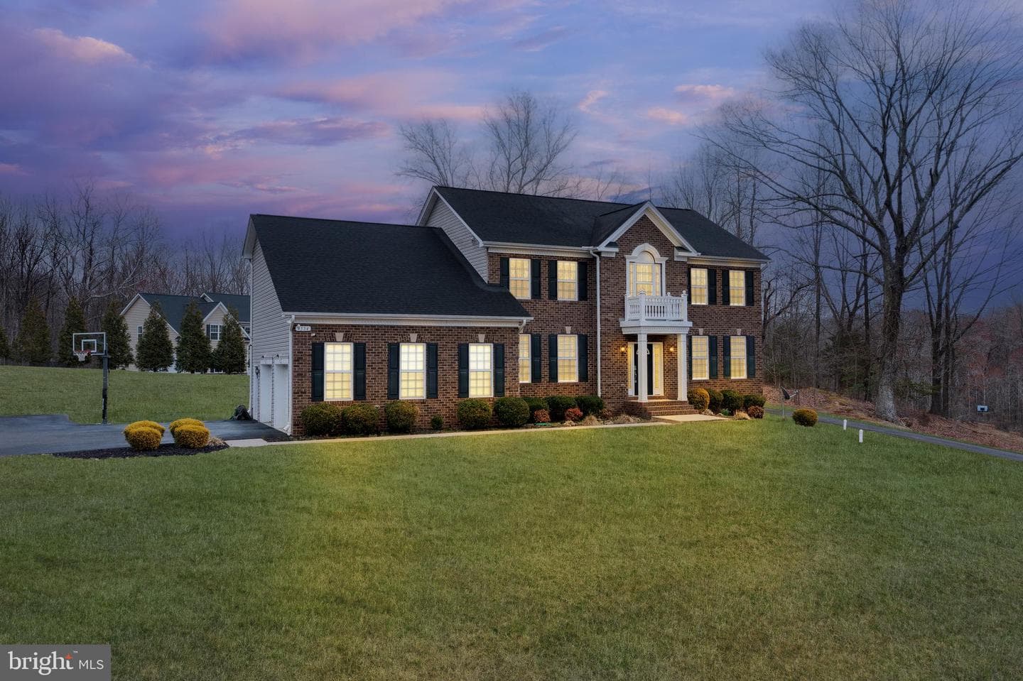 4554 Coachmans Path Court photo 37