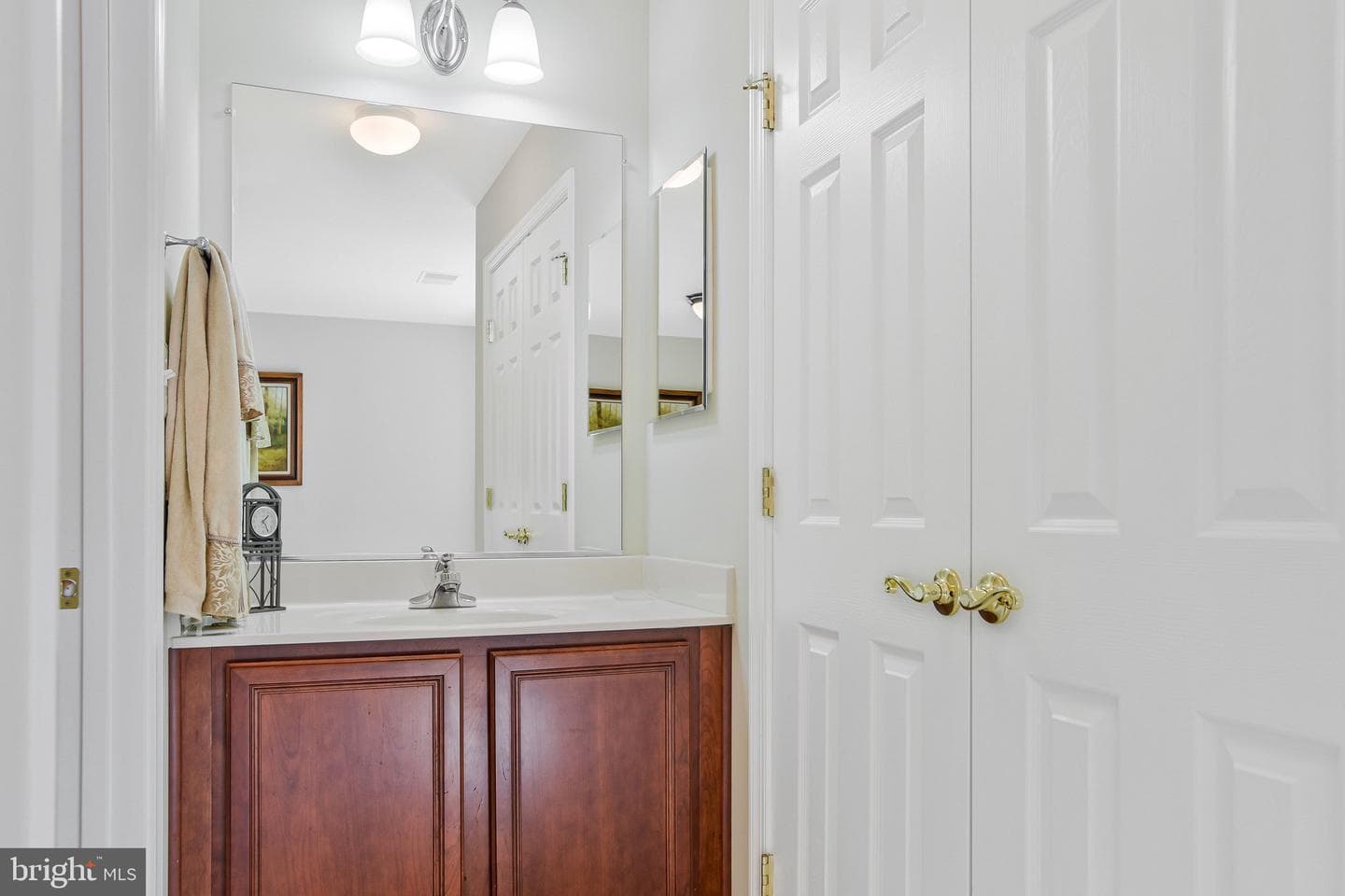 8075 Norwich Court photo 16