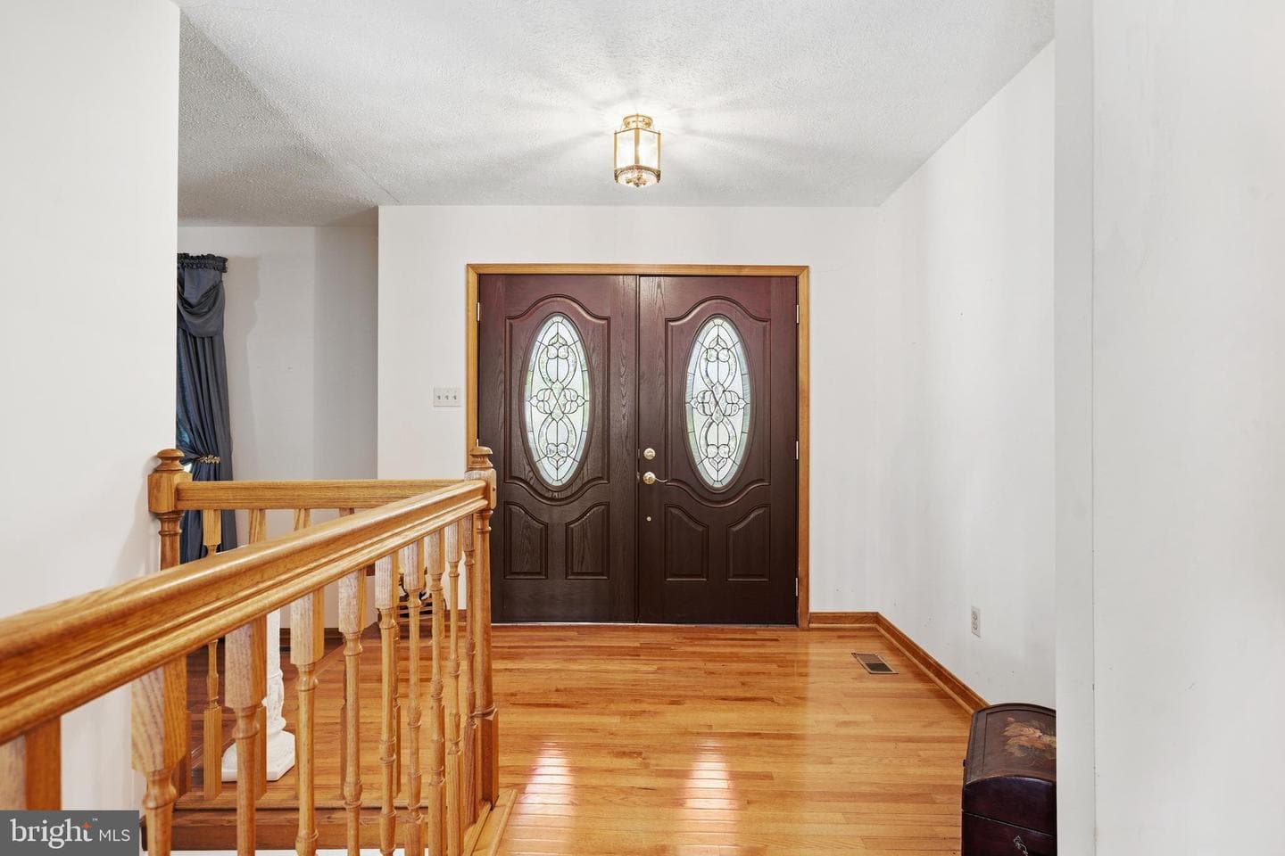 4465 Camelot Drive photo 18