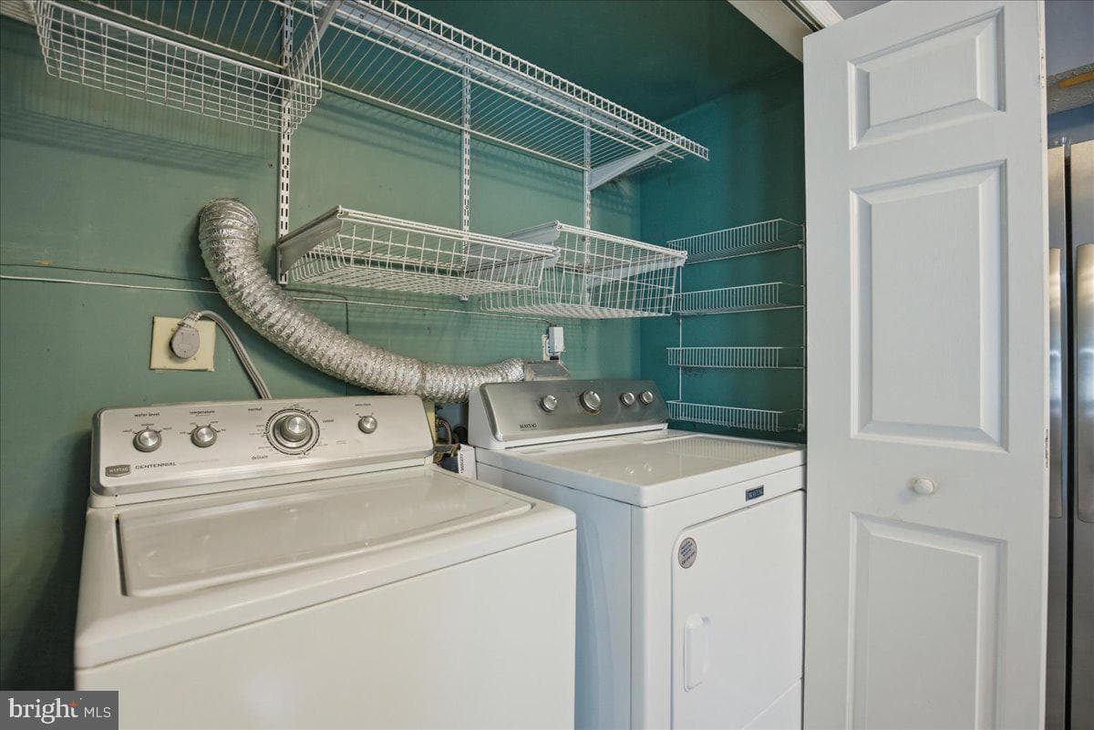 6071 Red Squirrel Place photo 24