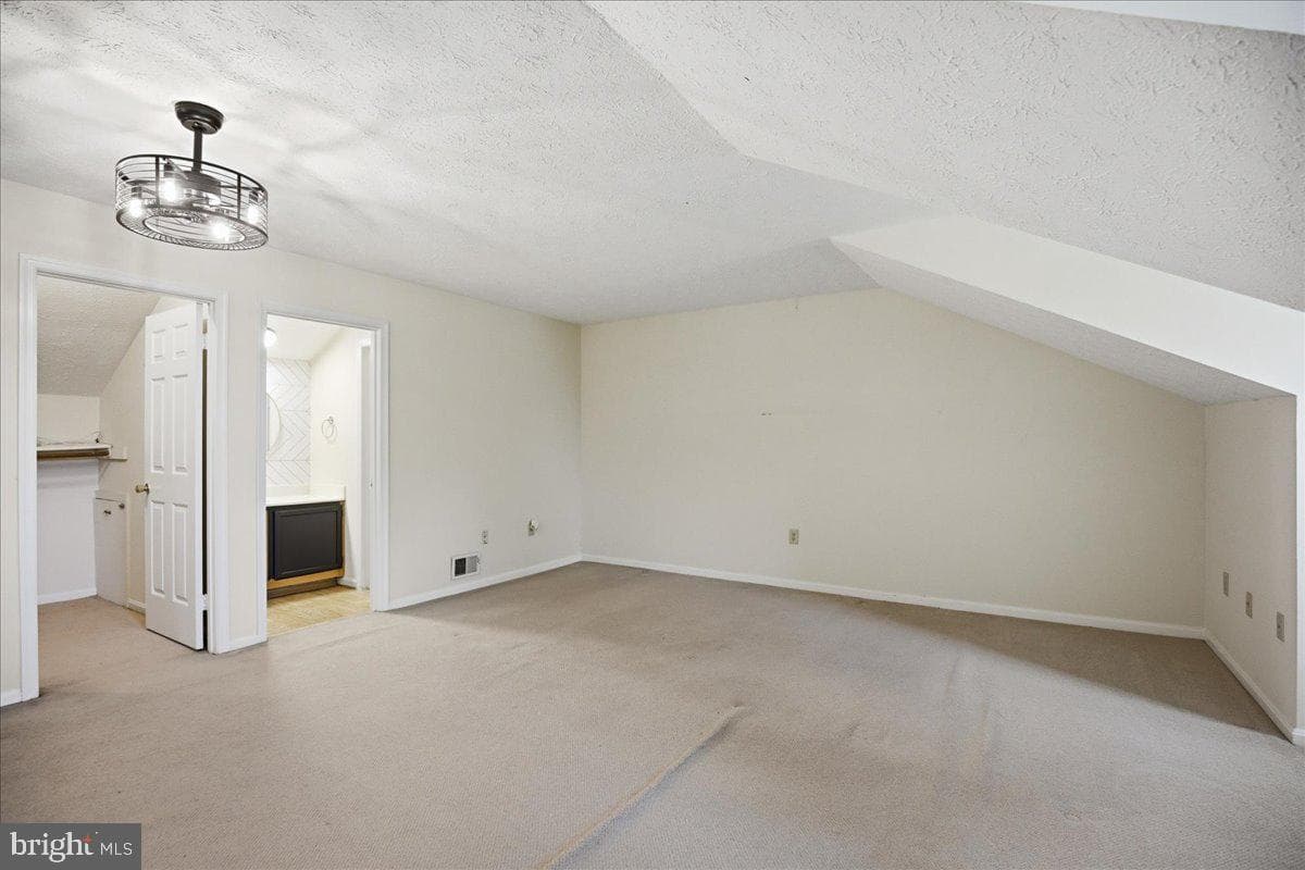 6071 Red Squirrel Place photo 42