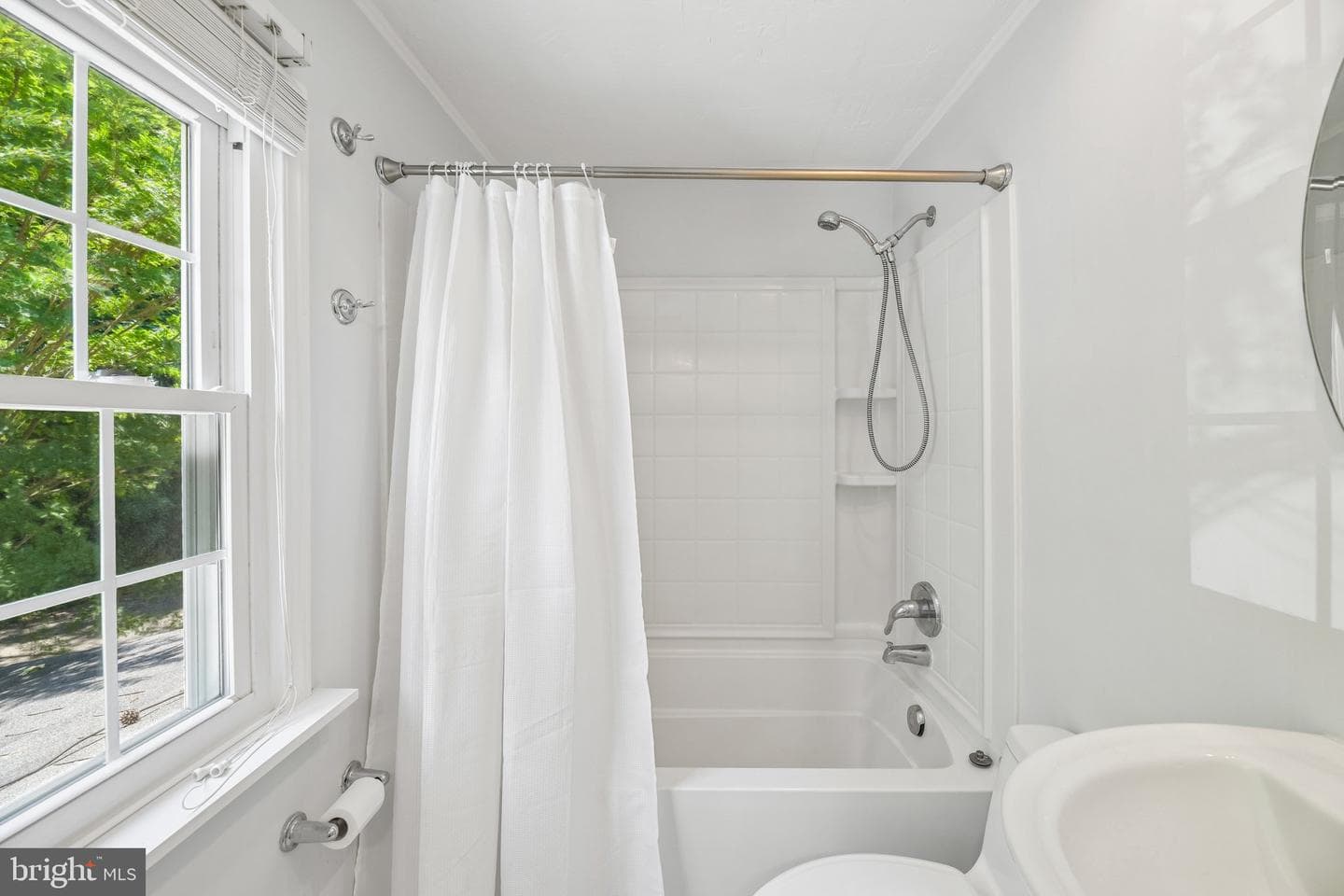 907 Charles Street photo 34