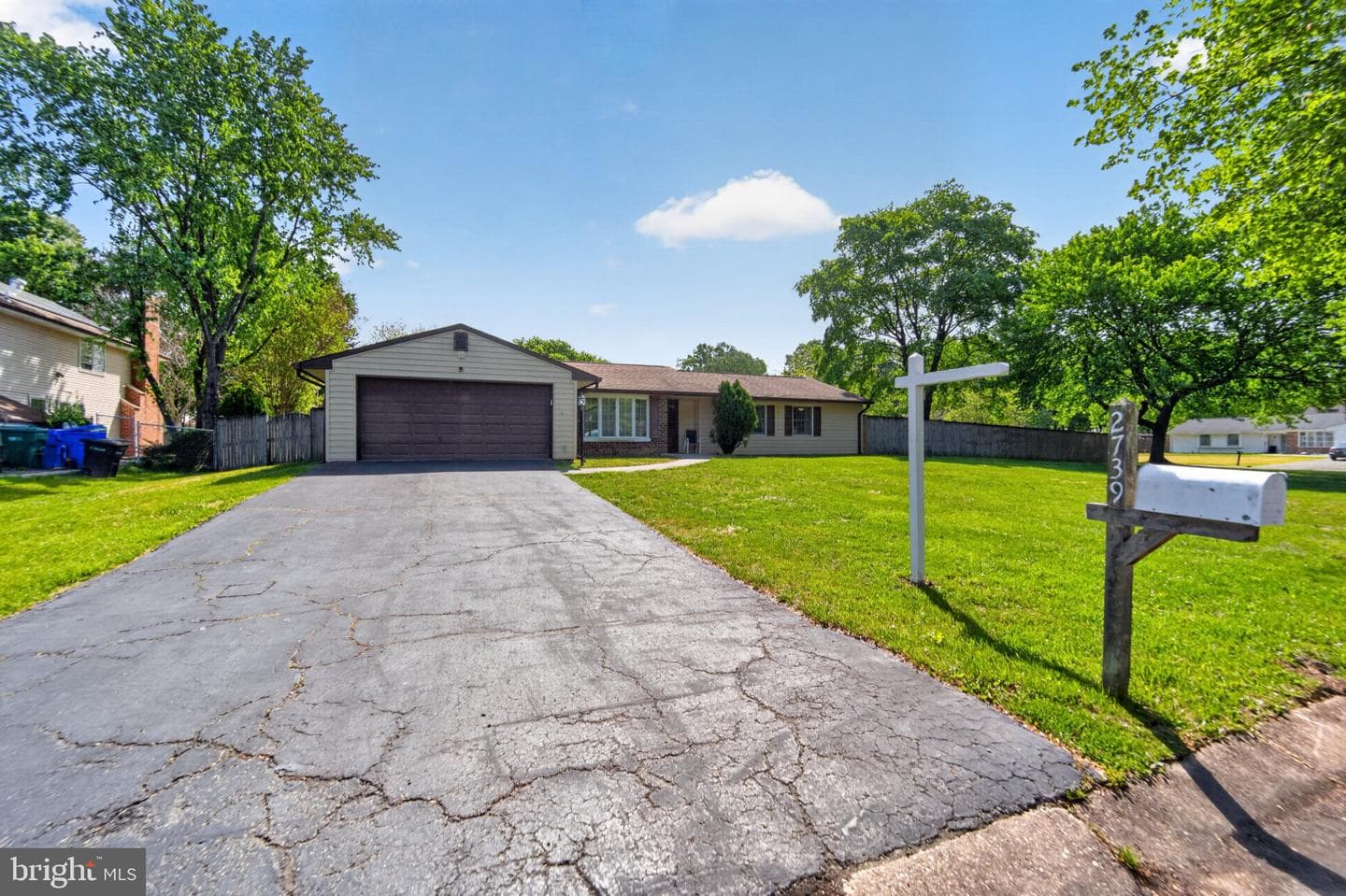 2739 Sprague Drive photo 2